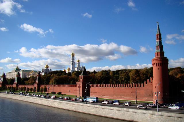 Kremlin - 1440x960 - 01